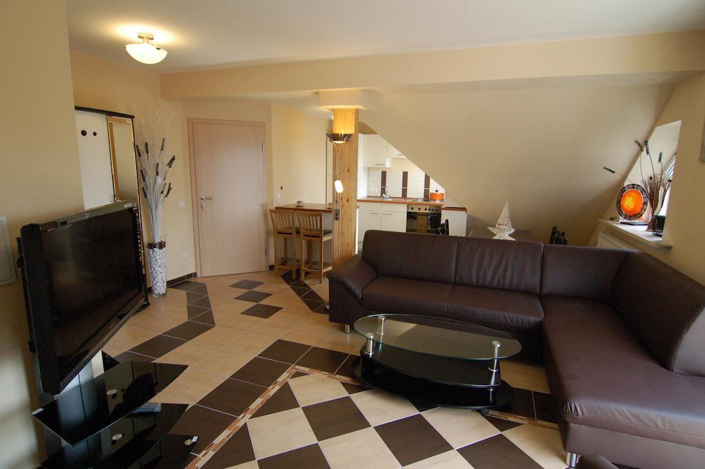 Nanis Hotel & Appartements Steinhude Habitación foto
